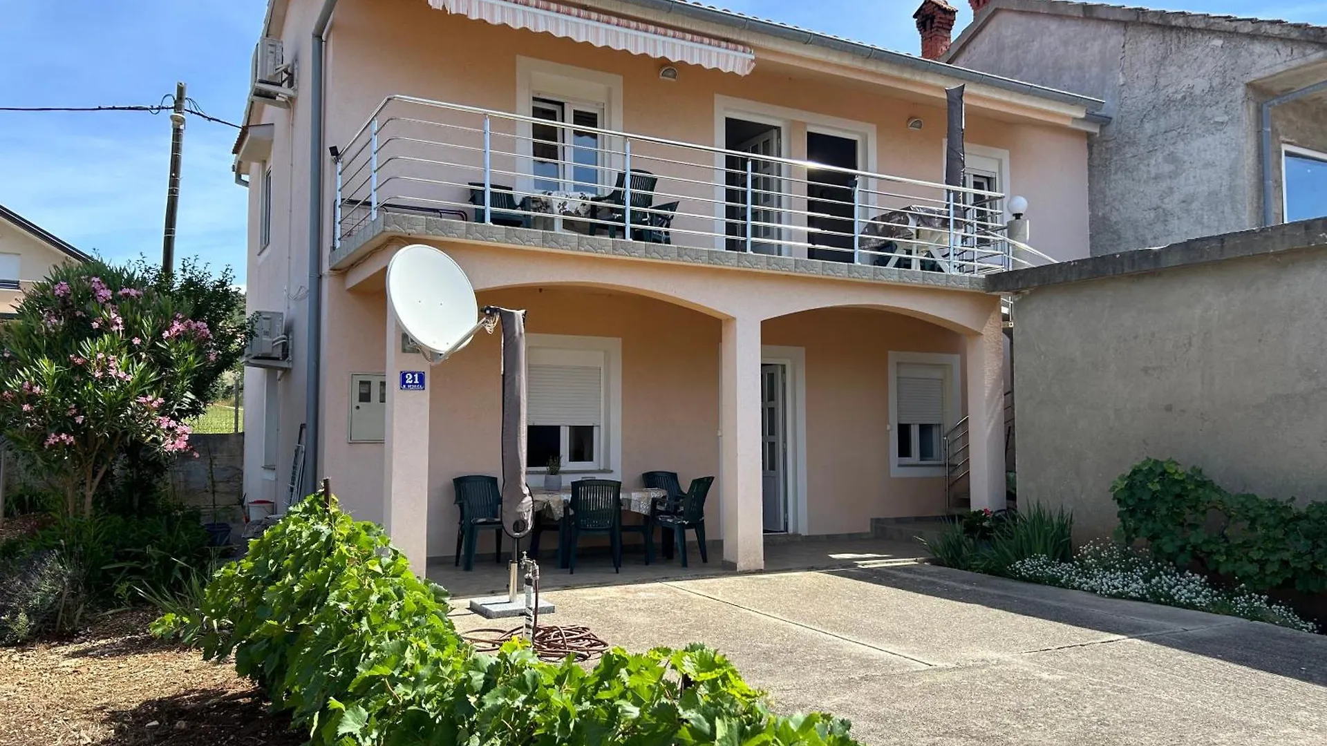 Apartments Anka Brala Posedarje